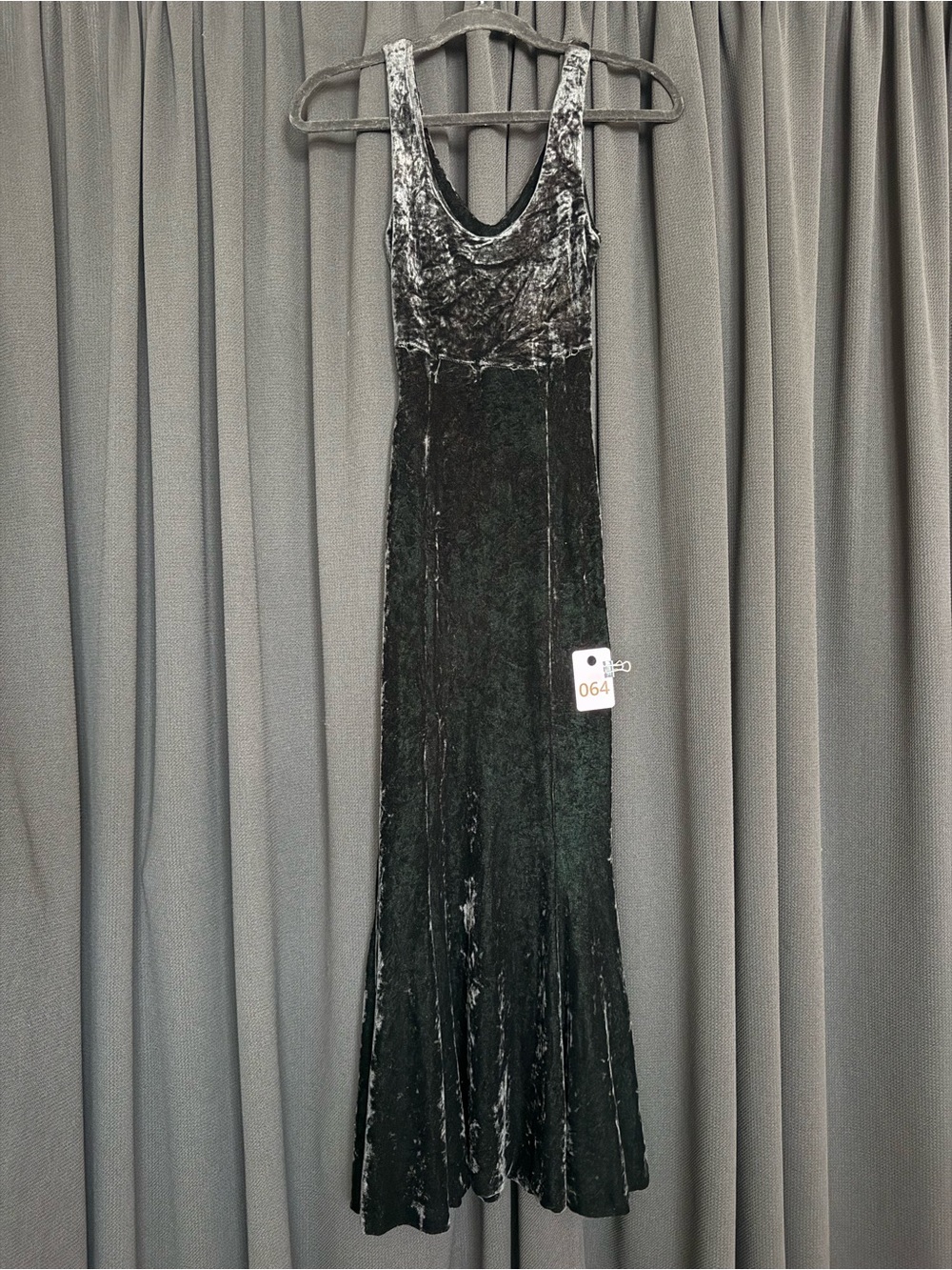 Crushed Velvet Sleeveless Maxi Dress in Deep Green